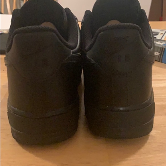 Air Force 1 ‘07 all black - Picture 2 of 4